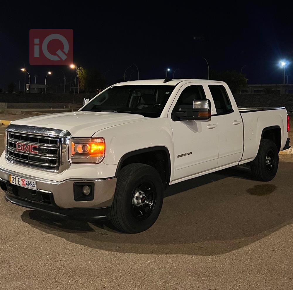 GMC Sierra